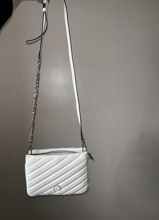 Стильна сумка італія нова  модна колекція кросбоді знижки літня світла недорого