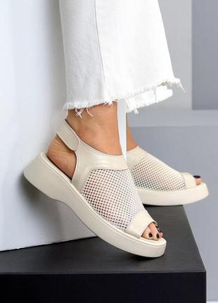 Бежеві молочні жіночі босоніжки з сіткою з натуральної шкіри шкіряні босоніжки з наскрізною перфорацією