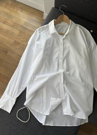 Белая оверсайз рубашка pull &amp; bear