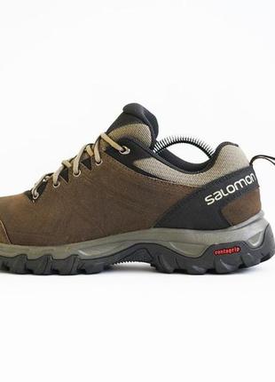 Кроссовки ботинки кожаные непромокаемые salomon размер 40-41