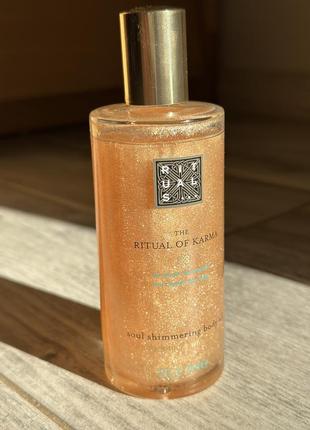 Rituals shimmer oil майка для тела
