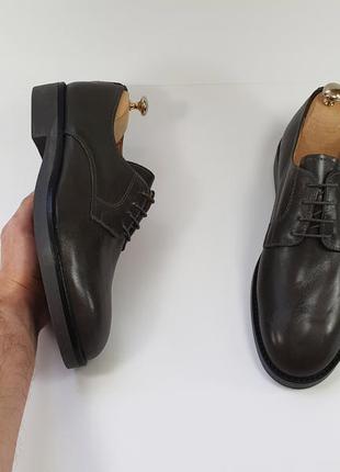 Сірі чоловічі туфлі