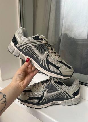 Nike zoom vomero 5 grey