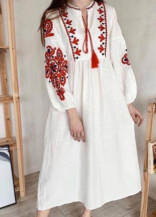 Новое белое красное платье вышиванка