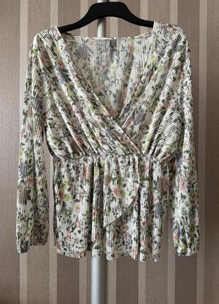 Плиссированная блуза в цветочек asos 16