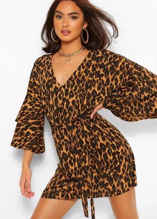 Новое! платье в леопардовый принт с поясом boohoo 16