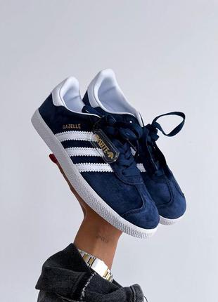 Шикарные женские кроссовки adidas gazelle dark navy white тёмно-синие