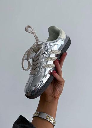 Трендовые женские кроссовки adidas samba x wales bonner silver metallic серебристые