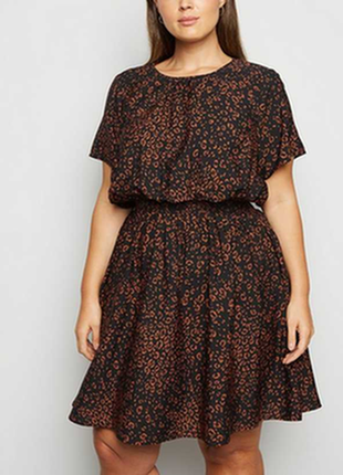 Сукня з короткими рукавами та леопардовим принтом curves new look