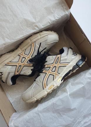 Женские кроссовки asics gel - kahana 8
• beige •