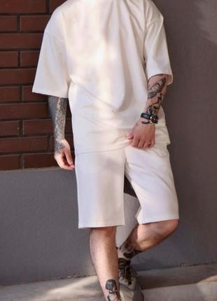 Чоловічий літній комплект футболки та шорти однотонний білий