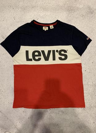 Футболка levi's