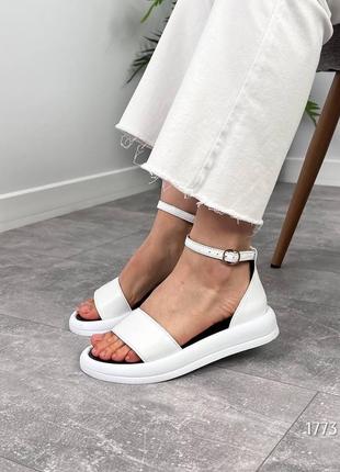 Босоножки кожа 36-40