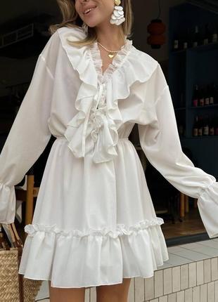 Невероятное нарядное креповое платье мини нежное платье с рюшами