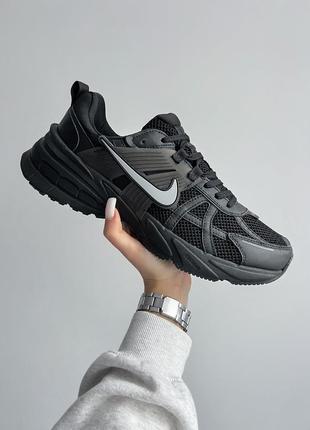 Nike v2k runtekk black