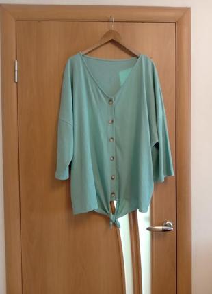 Легкая, стильная блузка, размер 28