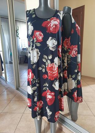 Красивое в цветы 💐 платье 👗 большого размера