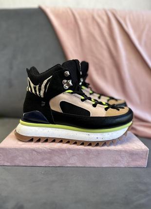 Високі кросівки анімалістичний принт брендові шкіряні