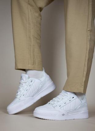 Жіночі кросівки adidas adi2000 white