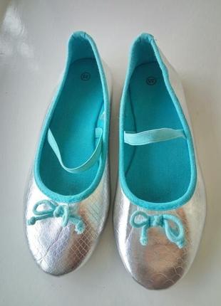 Новые балетки серебристые туфли лодочки для девочки