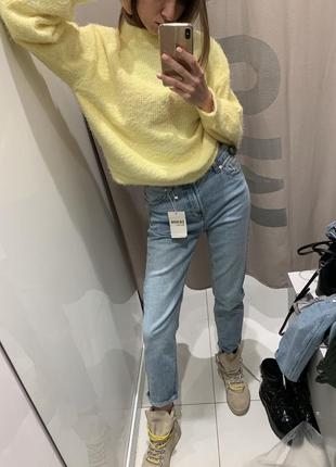 Лимонный свитер bershka