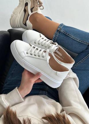 Стильні жіночі кросівки шкіряні у білому кольорі від українського виробника ❤️❤️❤️