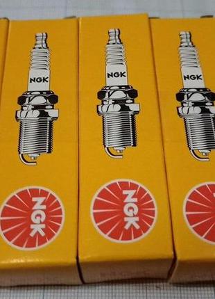 Свечи зажигания  ngk vl-4(bp6es)  ваз 2101-07