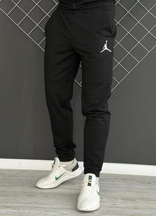 Чоловічі спортивні штани у чорному кольорі jordan  ||