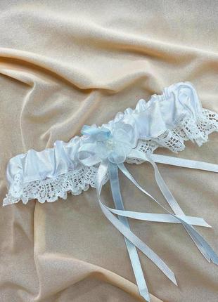 Подвязка на ногу невесты