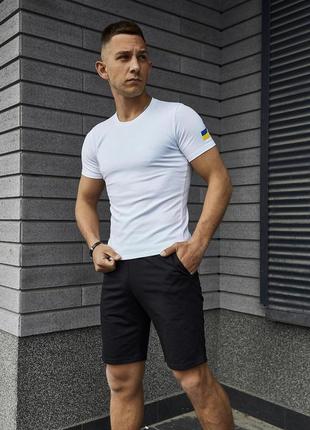 Мужской летний комплект: футболка белая с флагом на плече + шорты трикотаж черные |