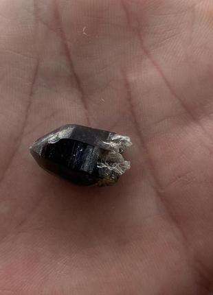 Раух-топаз камень 18*12*9  мм. натуральный раух-топаз