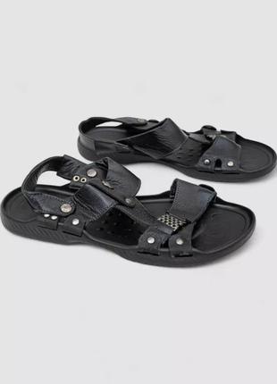 Мужские сандалии