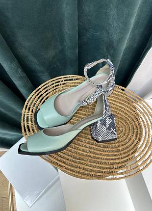Эксклюзивные босоножки из итальянской кожи и замши женские на каблуке4 фото