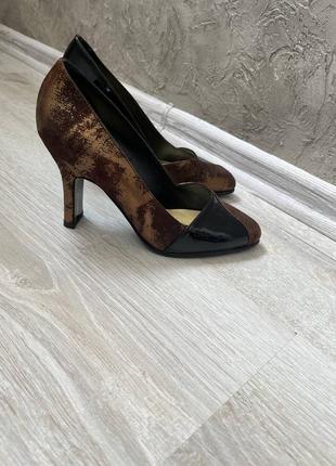 Шикарні стильні туфельки