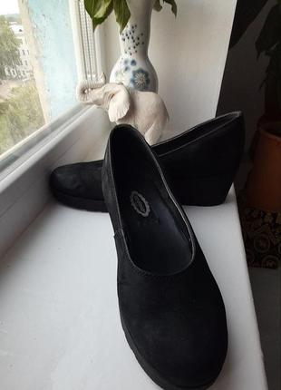 Фірмові туфлі — човники нубук 25,2 см