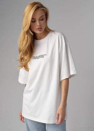 Жіноча футболка з принтом brooklyn — молочний колір, l (є розміри)