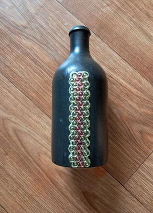 Глиняная интерьерная бутылка