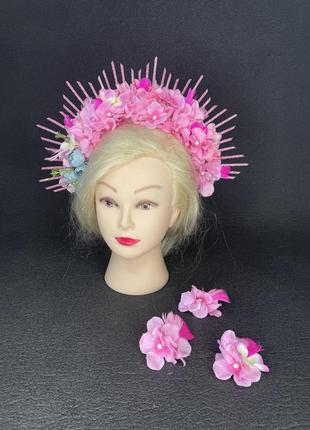 Вінок віночок на голову рожевий малиновий обруч ободок з квітами гортензія бутоньєрка бутонʼєрка бутоньерка