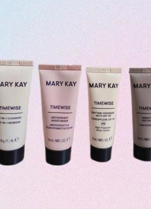 Міні чарівний набір mary kay для сухої та нормальної шкіри timewise age minimize 3d (4 одиниці в наборі)