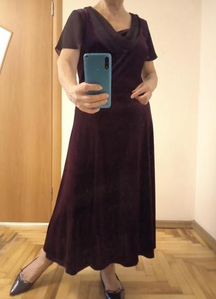 Велюрове гарне плаття, розмір 16