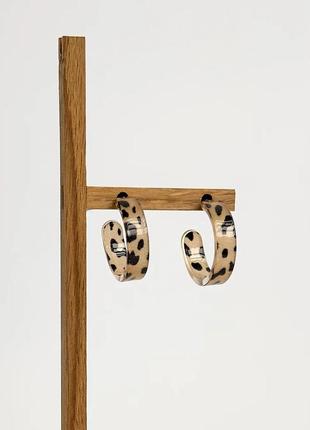 Стильні жіночі сережки бежеві з леопардовим принтом (сережки жіночі, сережки леопардові)