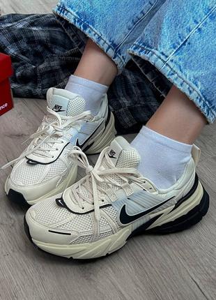 Кроссовки nike v2k runtek beige