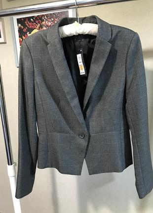 Брендовый новый пиджак m&amp;s