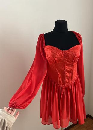 Стильное вечернее красное платье краткая размер м новое 😍