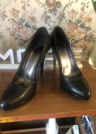 Підбори на каблуку