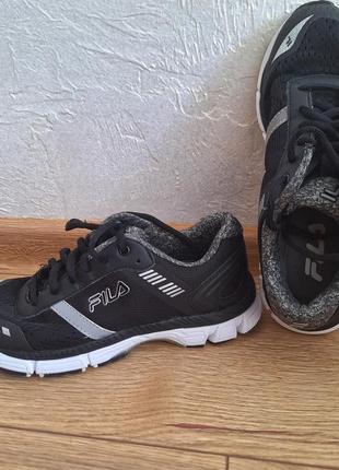 Жіночі кросівки філа fila shoes grip motion  flex support