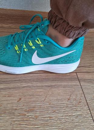 Кросівки найк nike lunartempo 2