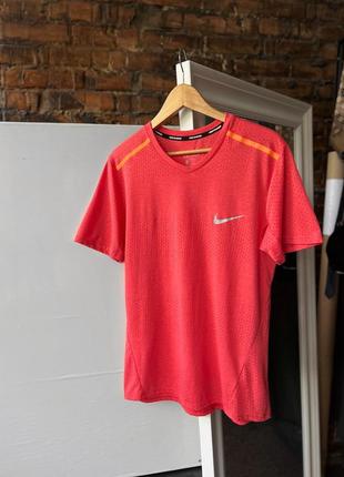 Nike running men’s coral red dri-fit v-neck short sleeve sport t-shirt swoosh спортивна футболка