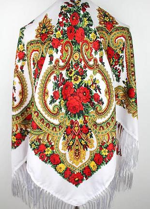 Хустка в народному стилі біла