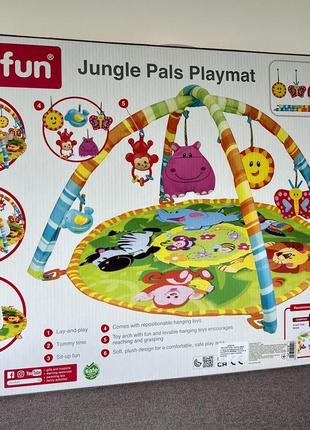 Розвиваючий килимок для вашого маля.